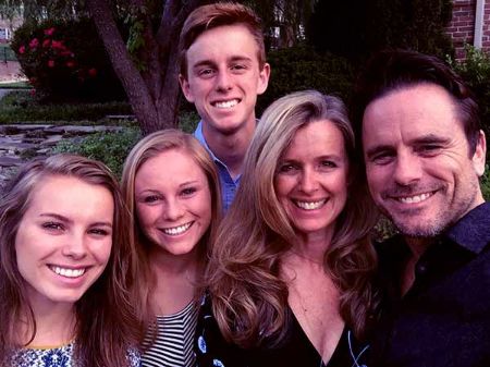 Charles Esten, his wife, and their three children